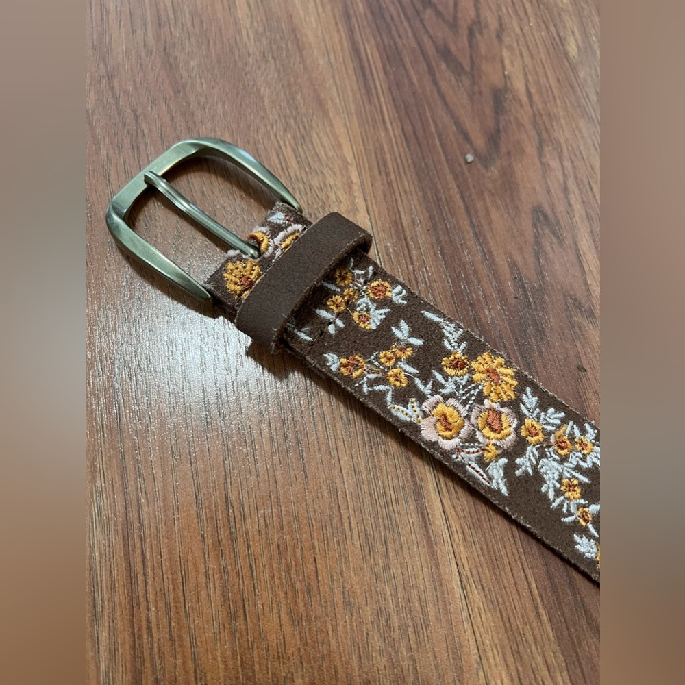Lucky Brand Flower Belt - Size L